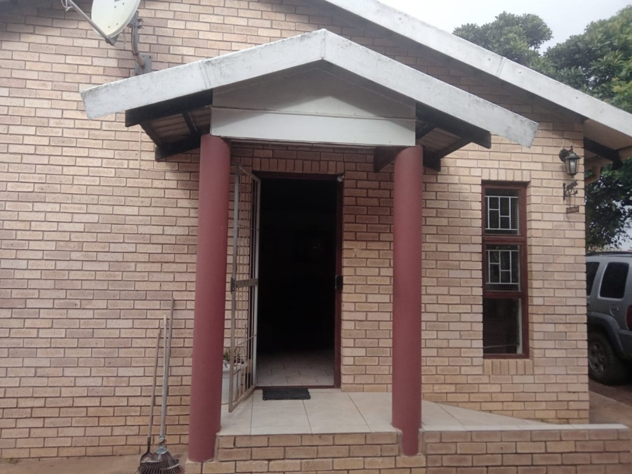 3 Bedroom Property for Sale in C Place Eastern Cape